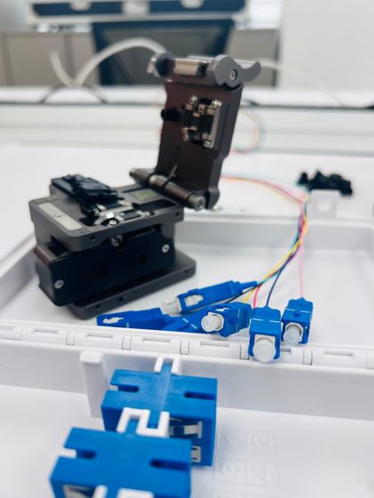 Precision fiber cleaver and SC connectors ready to install